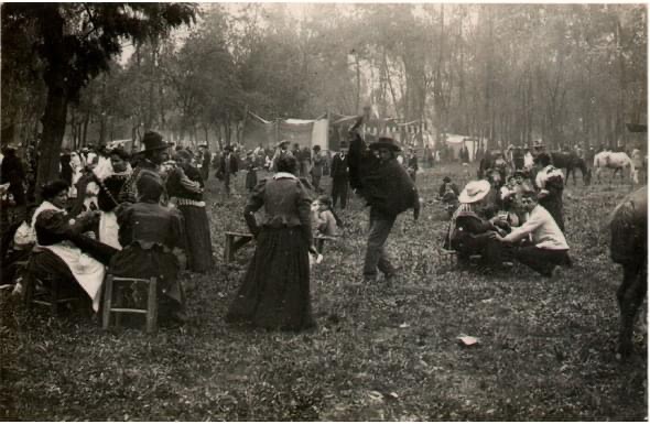 Rotos Bailando Cueca en el Parque Cousiño